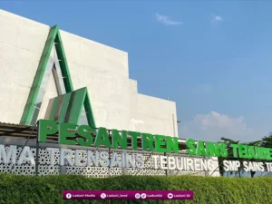 SMA Trensains (Pesantren Sains) Tebuireng Jombang