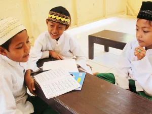Ilmu Agama Diharapkan Tidak Hanya Teori Saja