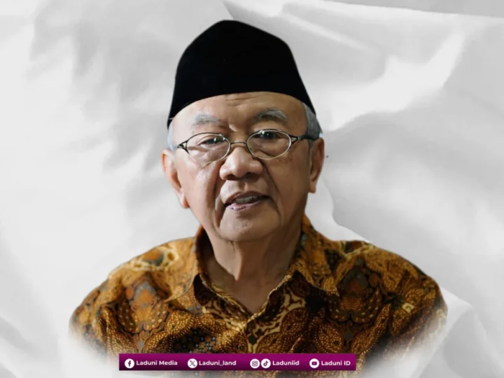 Biografi KH. Salahuddin Wahid (Gus Sholah)