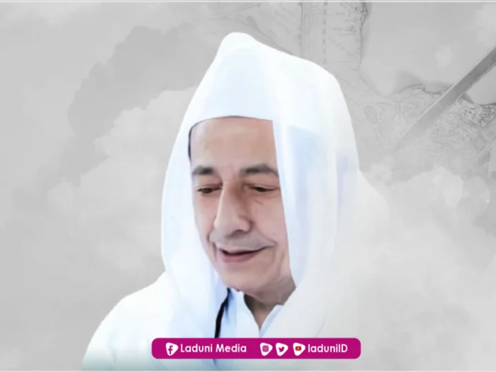 Biografi Maulana Habib Luthfi bin Yahya Pekalongan