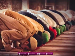 Hikmah Ibadah Shalat dalam Kehidupan Sehari-hari