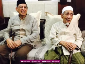 Makna Memuliakan Dzurriyyah Nabi Muhammad SAW dalam Pesan Mbah Moen dan Kisah Seorang Syarifah
