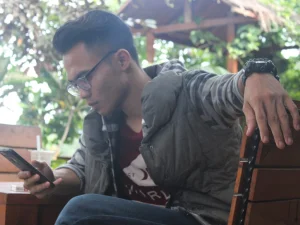 Perlukah Kontroversial?