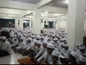 Menjelang Debat Cawapres, Ribuan Santri Ummul Ayman Gelar Yasin dan Doa Bersama untuk KH.Ma'ruf Amin