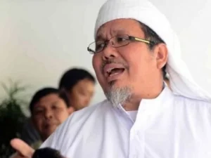Mempertanyakan Kapasitas Tengku Zulkarnain sebagai Ulama
