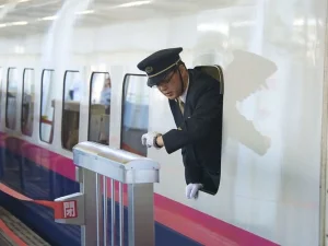 Jepang Terobsesi Ketepatan Waktu, Bagaimana Indonesia?