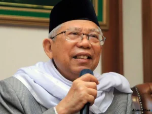 Pujian Untuk Kiai Ma'ruf Amin