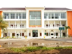 Madrasah Aliyah Nurul Jadid Probolinggo