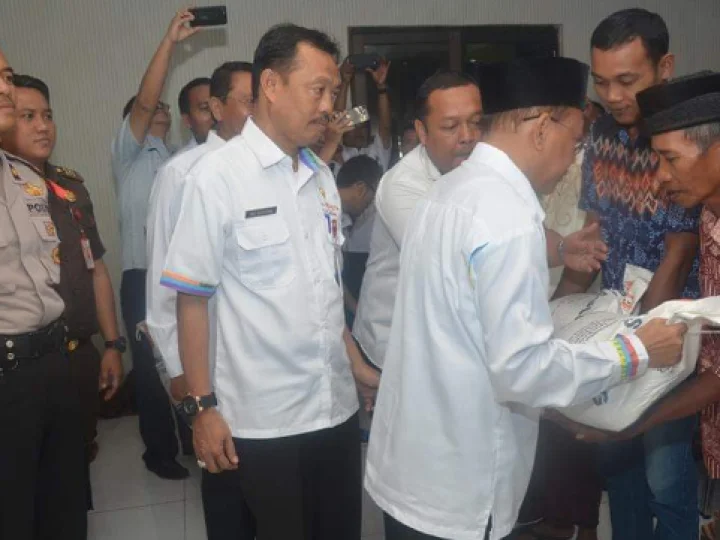 Bupati Sumenep Minta Penerima Bansos Rastra Tak Salah Sasaran