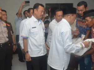 Bupati Sumenep Minta Penerima Bansos Rastra Tak Salah Sasaran