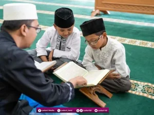 Mendidik Anak dengan Membacakannya Al-Fatihah