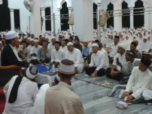 Antusiasnya Masyarakat Pidie Jaya Menghadiri Zikir dan Tausyiah yang Diselenggarakan KIP Pidie Jaya