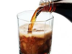 Bahaya Kanker Akibat Banyaknya Mengkonsumsi Minuman Bersoda yang Mengandung Kadar Gula Cukup Tinggi