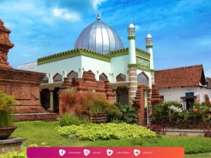 Ziarah di Makam Sunan Kudus, Sang Waliyyul Ilmi