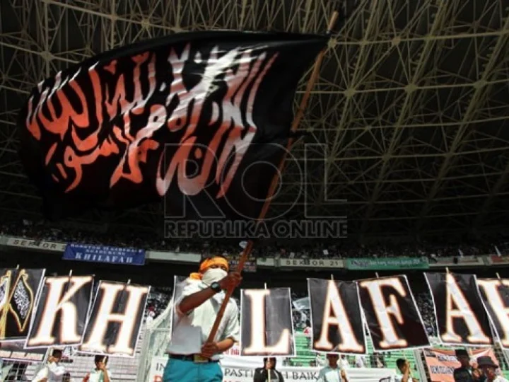 HTI Cinta Indonesia, Benarkah?