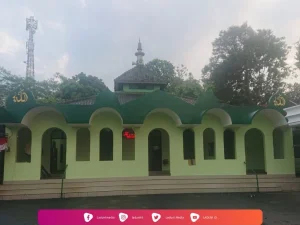 Ziarah di Makam Syekh Abdul Malik, Waliyullah dari Kedungparuk