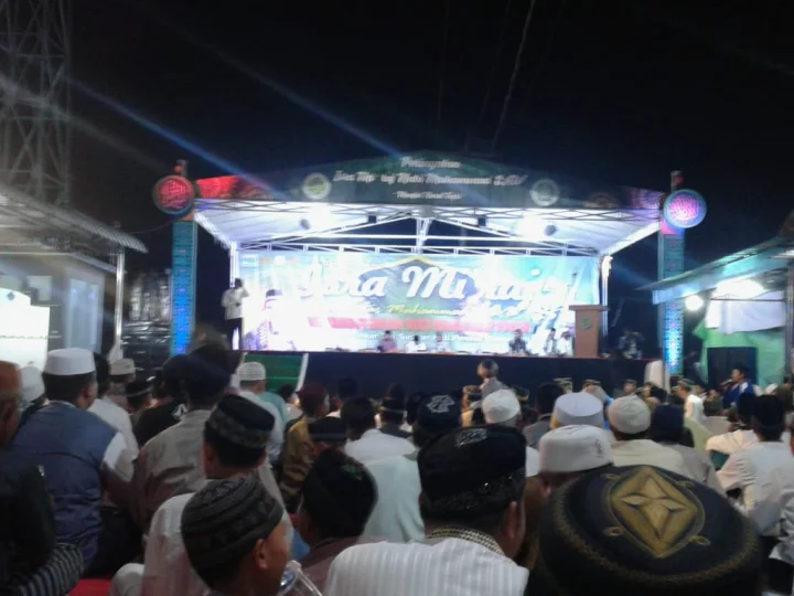 Ustaz Wijayanto Ajak Masyarakat Makmurkan Masjid