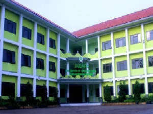 Institut Agama Islam Bani Fattah (IAIBAFA)  Jombang