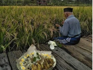 Hukum Membuat Sesajen untuk Sawah