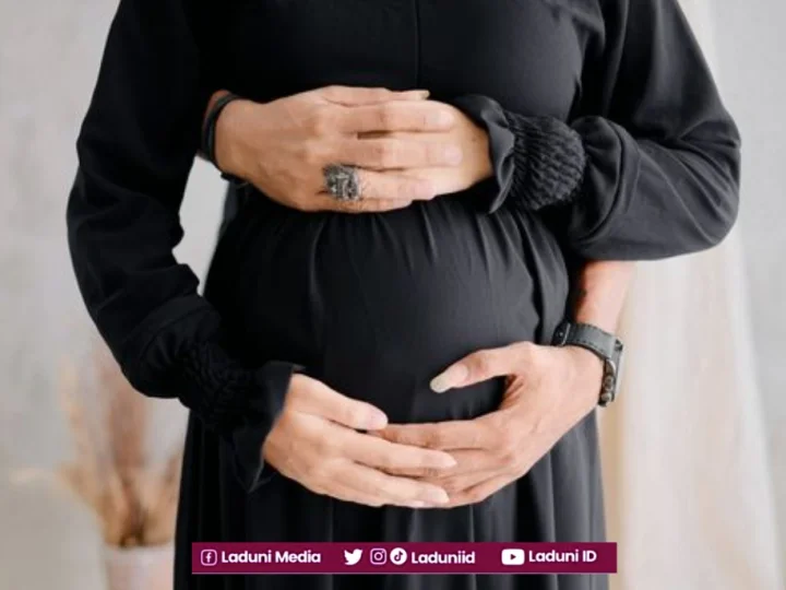 Hikmah Berhubungan Seksual ketika Istri Sedang Hamil