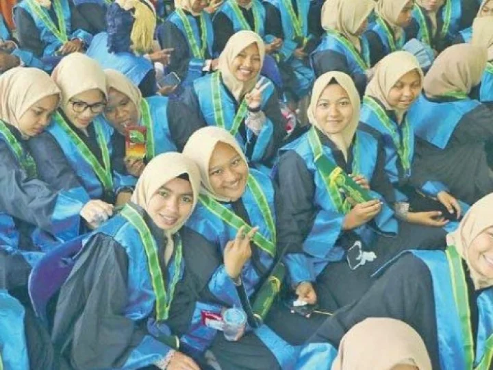 Ponpes Misbahul Ulum Menggelar Wisuda