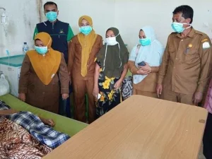 Suwandi Mendapatkan Biaya pengobatan Dari Haji Uma dan Pemkab Aceh Timur