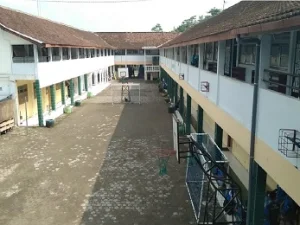 SMK Hasanuddin Pare, Kediri