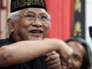 Kenangan Lucu KH Mustofa Bisri Saat Mondok di Lirboyo