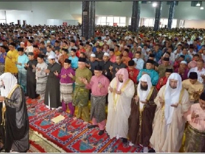 Do'a Qunut pada Sholat Witir di Separuh Bulan Ramadan
