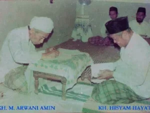 Karomah Mbah Arwani #2: Pergi ke Madinah dalam Sekejap