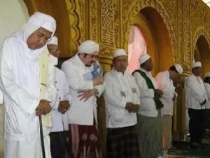 Romo Yai Achmad Asrori Al Ishaqi R.A: Orang Thariqah Lebih Fokus Sentuhan Hubungan Ruhaniyah