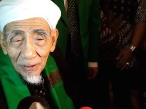 Beberapa Pesan Motivasi dari KH. Maimun Zubair (Mbah Moen)