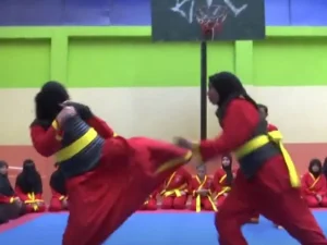 Sejumlah Wanita Mesir Belajar Pencak Silat Indonesia