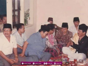 Obrolan Gus Miek dan Gus Dur soal Adanya Fitnah yang Bakal Muncul di NU