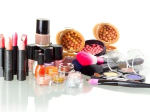 Sejumlah Bahan Berbahaya dalam Produk Kecantikan