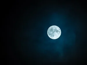 Detik Terakhir, Melipat Kasur: Mengejar Lailatul Qadar