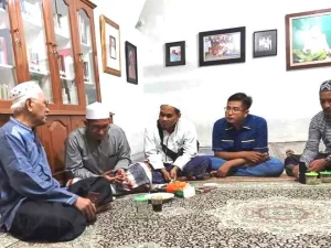 Begini Sambutan Gus Mus Ketika Umar Hamdan Minta Maaf