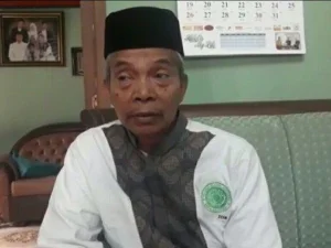 Kiai Saifuddin Zuhri Wafat Saat Sujud Rakaat Pertama Shalat Jumat