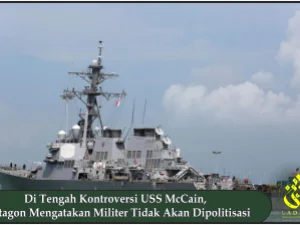 Di Tengah Kontroversi USS McCain, Pentagon Mengatakan Militer Tidak Akan Dipolitisasi