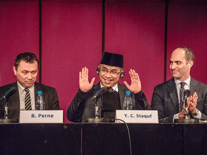 Lobby Tingkat Tinggi Gus Yahya: Muslim Indonesia Menantang Tradisi Islam yang Kejam