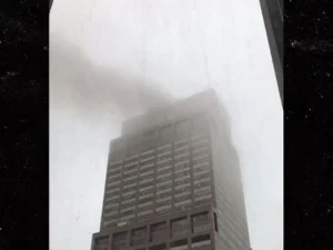 Insiden Jatuhnya Helikopter Agusta A109E di Atap Gedung Manhattan, New York