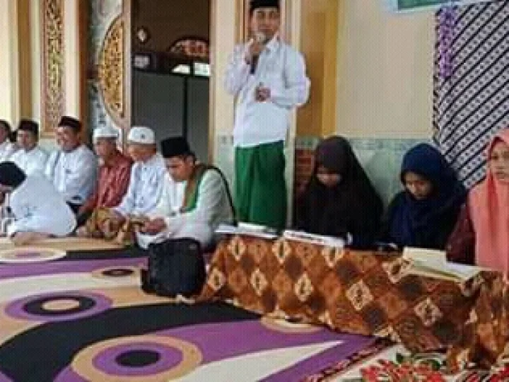 Masyarakat Desa Maboh Permai Gelar Halal Bi Halal dan Peringatan Haul
