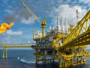 Harga Minyak Alami Pelemahan 4 Persen Akibat Naiknya Stok Minyak Mentah AS