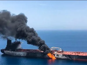 Serangan Terhadap Kapal Tanker Picu Lonjakan Harga Minyak Dunia