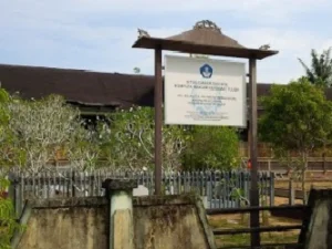 Menjelajah Wisata di Ketapang dan Berziarah di Makam Tujuh Keramat
