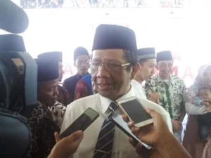 Mahfud MD Ajak Masyarakat Agar Tidak Berhalusinasi