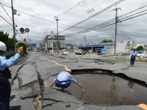 Gempa Berkekuatan 6,4 SR Akibatkan Tsunami Kecil di Jepang