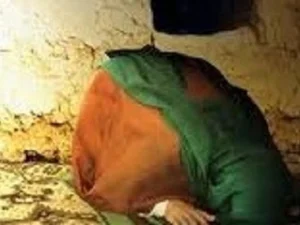Kisah Pertaubatan Abu Hafshin Setelah Jatuh Cinta pada Gadis