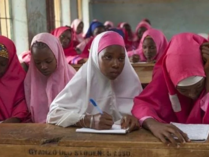 Lembaga Pendidikan Nigeria Melarang Pelajar Memakai Jilbab