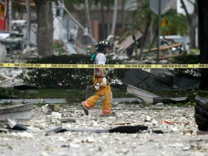Sebuah Mall di Florida Luluh Lantak Akibat Ledakan Gas